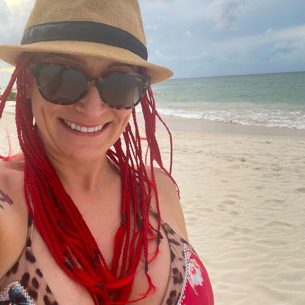 Meet your Posher, Mindy